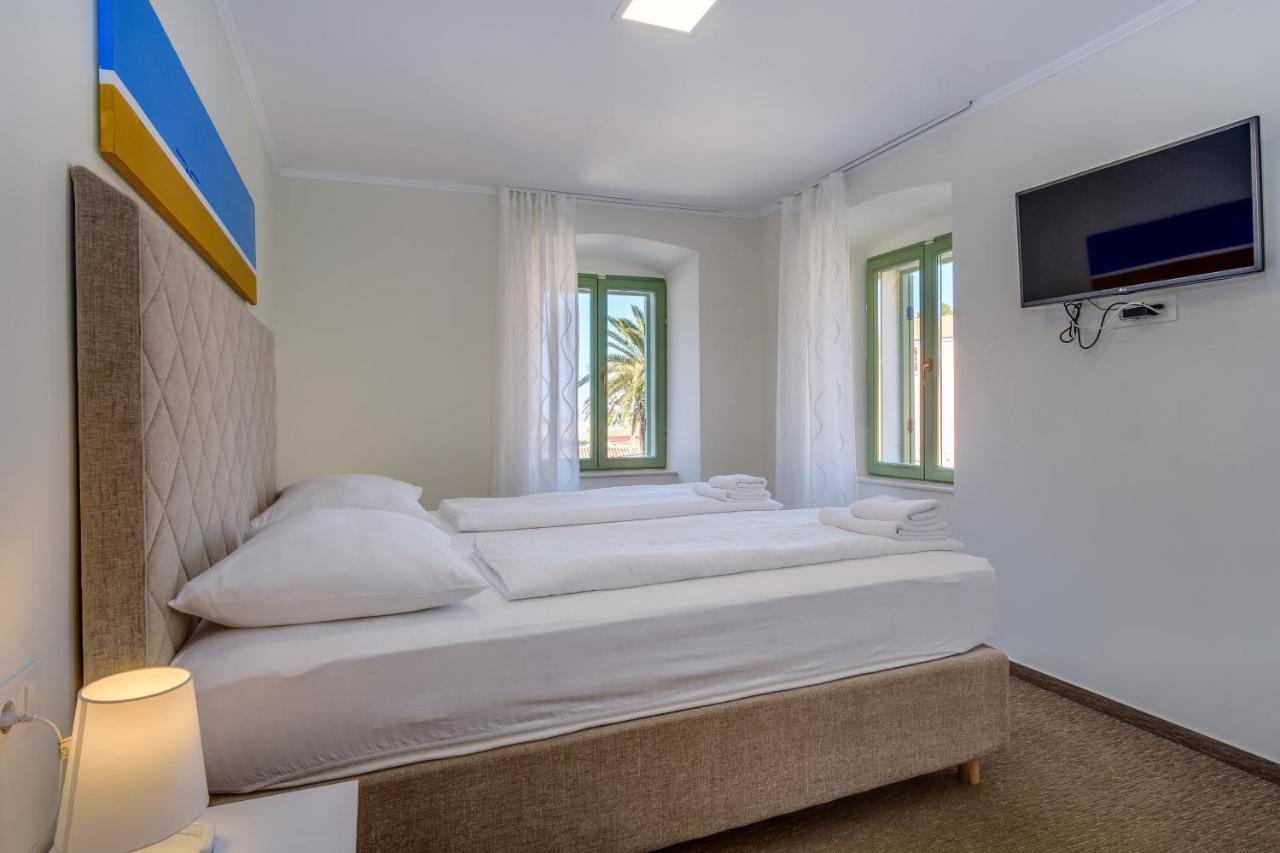 Hotel Vila Conte Veli Lošinj Exterior foto