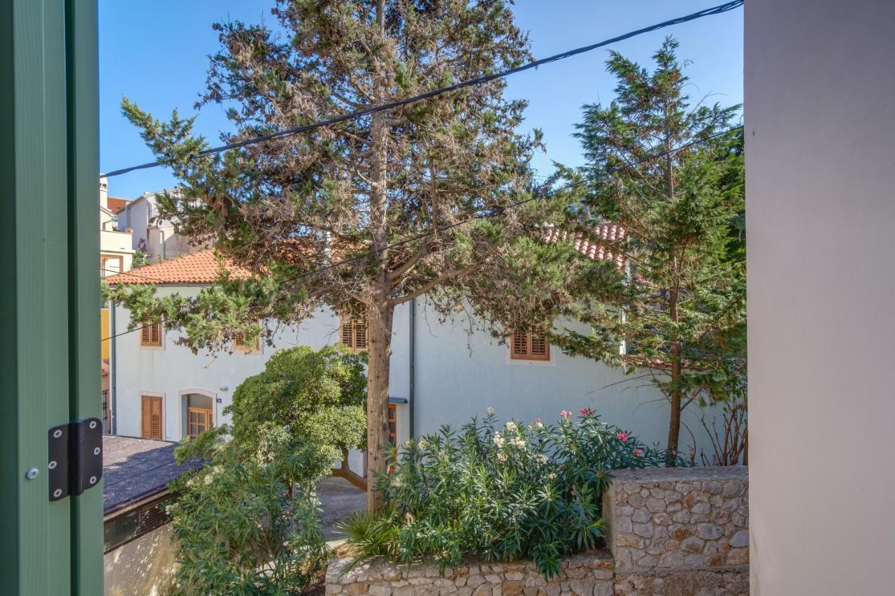 Hotel Vila Conte Veli Lošinj Exterior foto